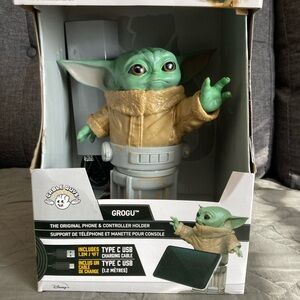 Disney Star Wars Grogu Holder in Green and Gray